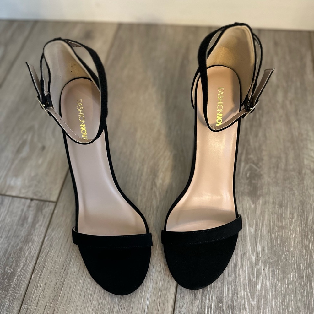 Fashion Nova Black Women's 4.5”Heels